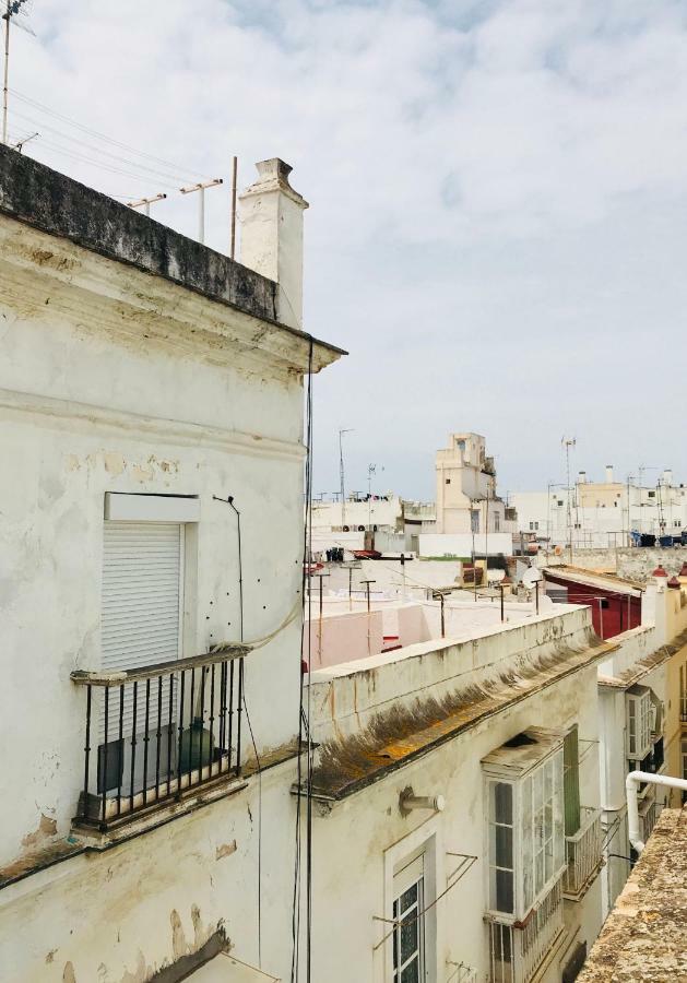 Atico Falla Cadiz Luaran gambar